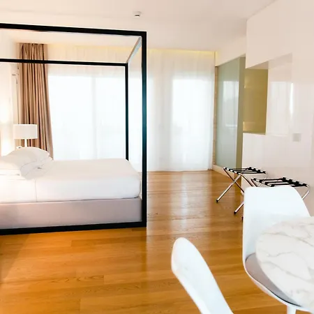 Dilman Luxury לינה וארוחת בוקר בארי