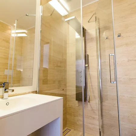 Dilman Luxury 4* בארי