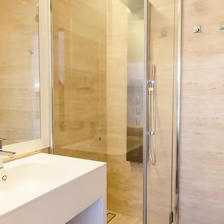Dilman Luxury Bed & Breakfast 4*