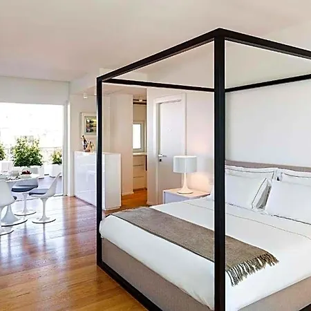 Dilman Luxury Oda ve Kahvaltı 4*