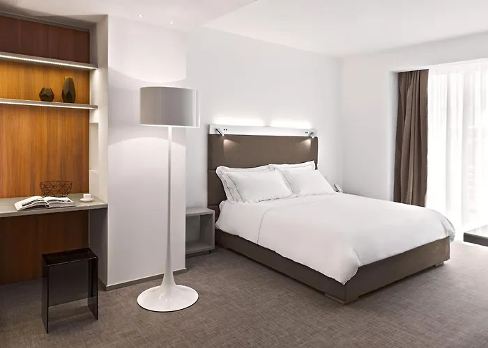 Dilman Luxury Bed and Breakfast 4*